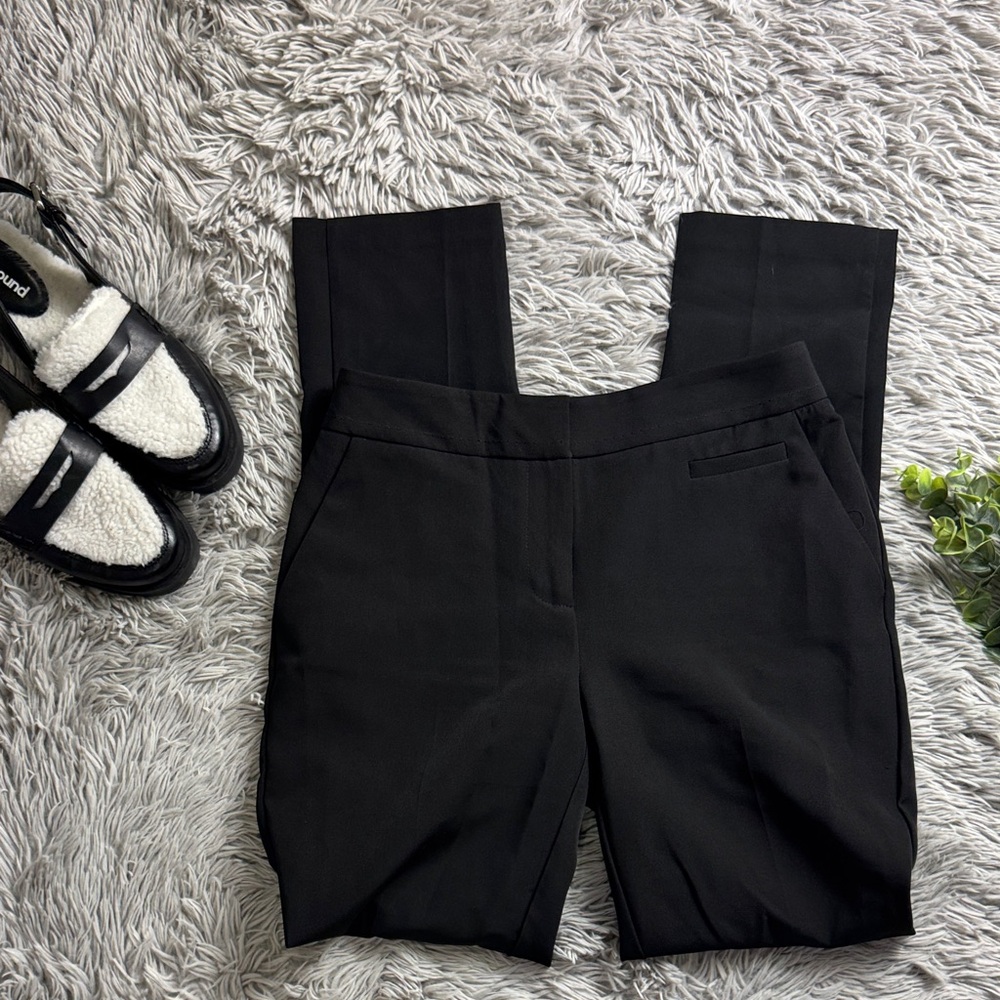 Laundry By Shelli Segal Black Straight Leg dress Pants size 0